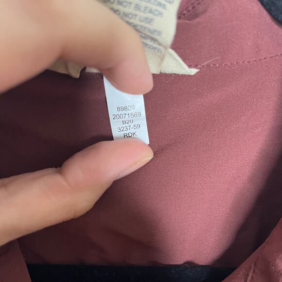 Duluth Trading Co. Women's Flexcellence Long Shirt Maroon 89809 Large - Picture 5 of 5